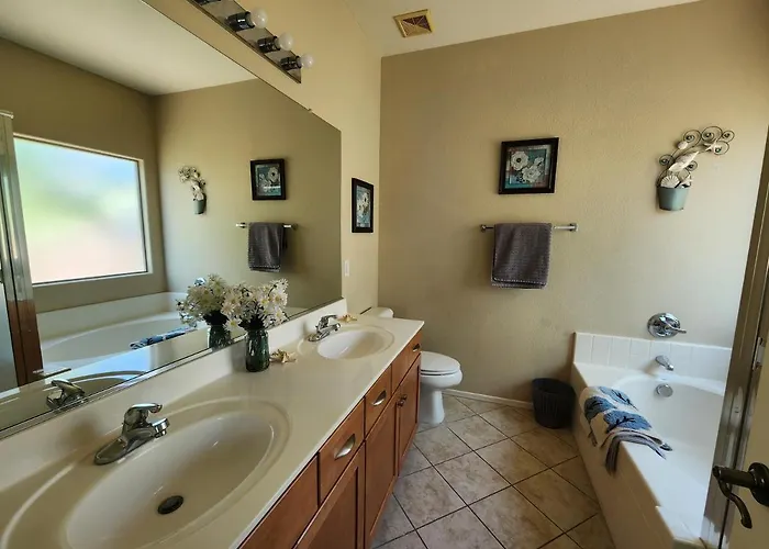 Peaceful 3 Bedrooms Vacation Or Business Retreat Holiday home *